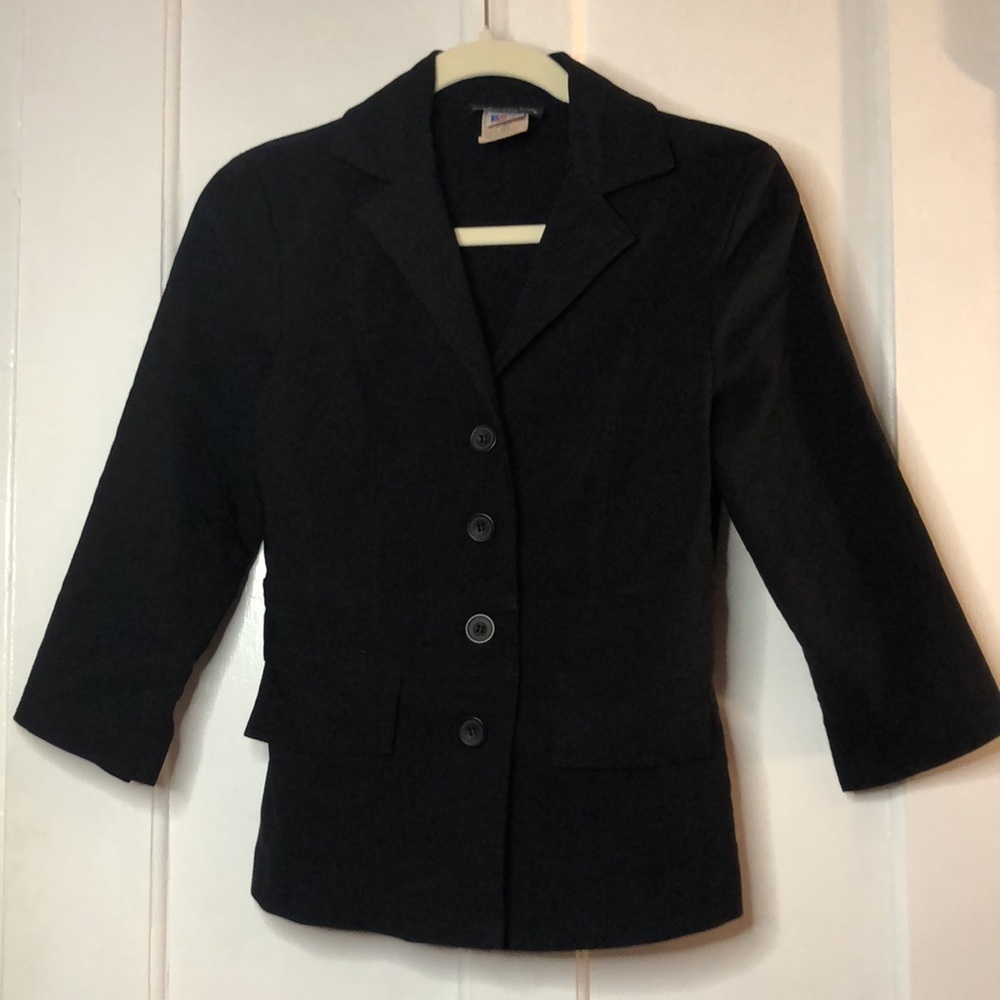 La Belle Fashions Button Front Pocket 3/4 Sleeve Made in The USA Black Blazer
